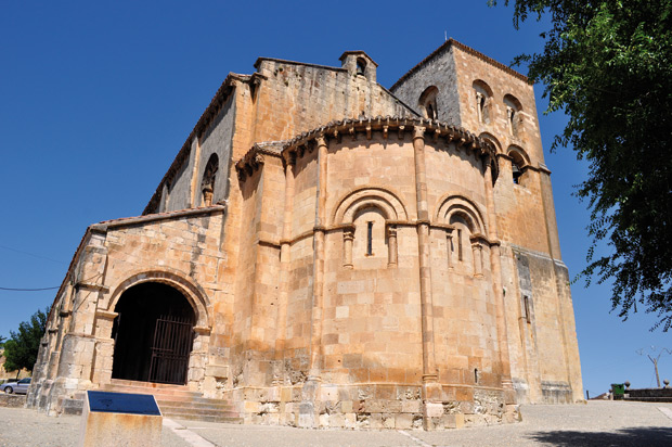 Exterior-iglesia-san-Salvador